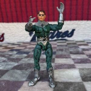 ToyBiz Marvel Spider-Man Web Splasher Doc Ock 6" Poseable Action Figure Loose